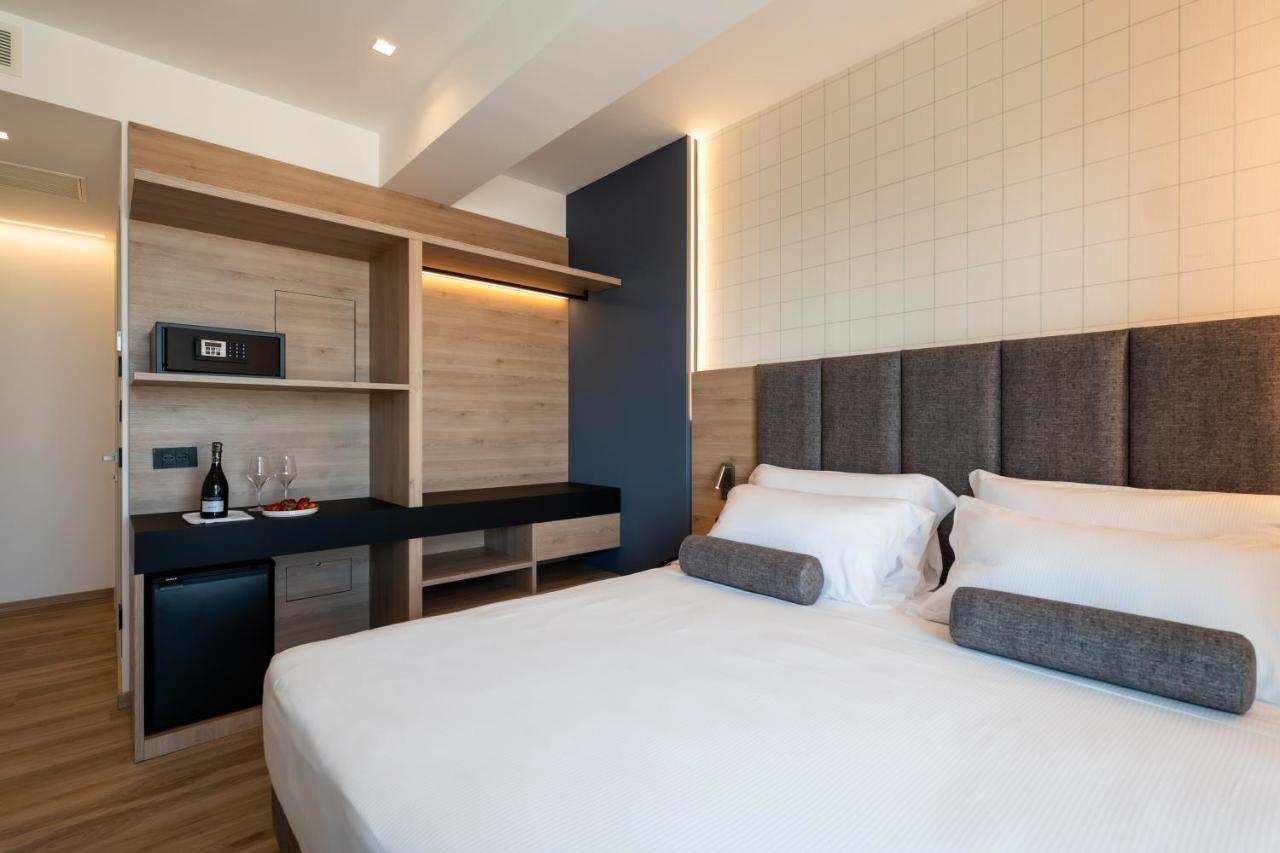 Hotel Sporting ริชโชเน ภายนอก รูปภาพ